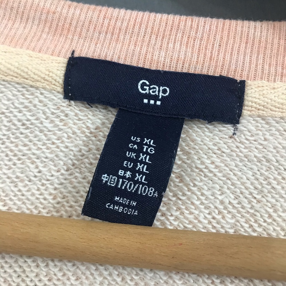 (Sold)GAP Women’s Crewneck Peach Sweater, XL - Picture 4 of 6